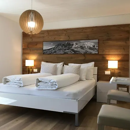 Lavi Val Gardena Bed & Breakfast *