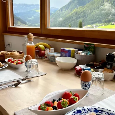 Bed & Breakfast Lavi Val Gardena *