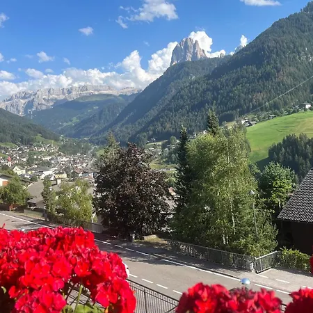 Bed & Breakfast Lavi Val Gardena